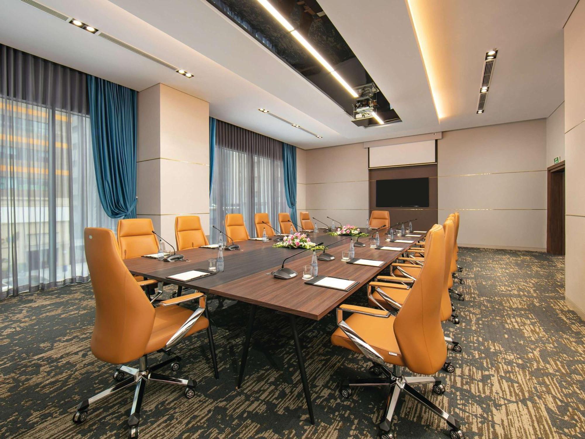 Moevenpick Living West Hanoi Bagian luar foto
