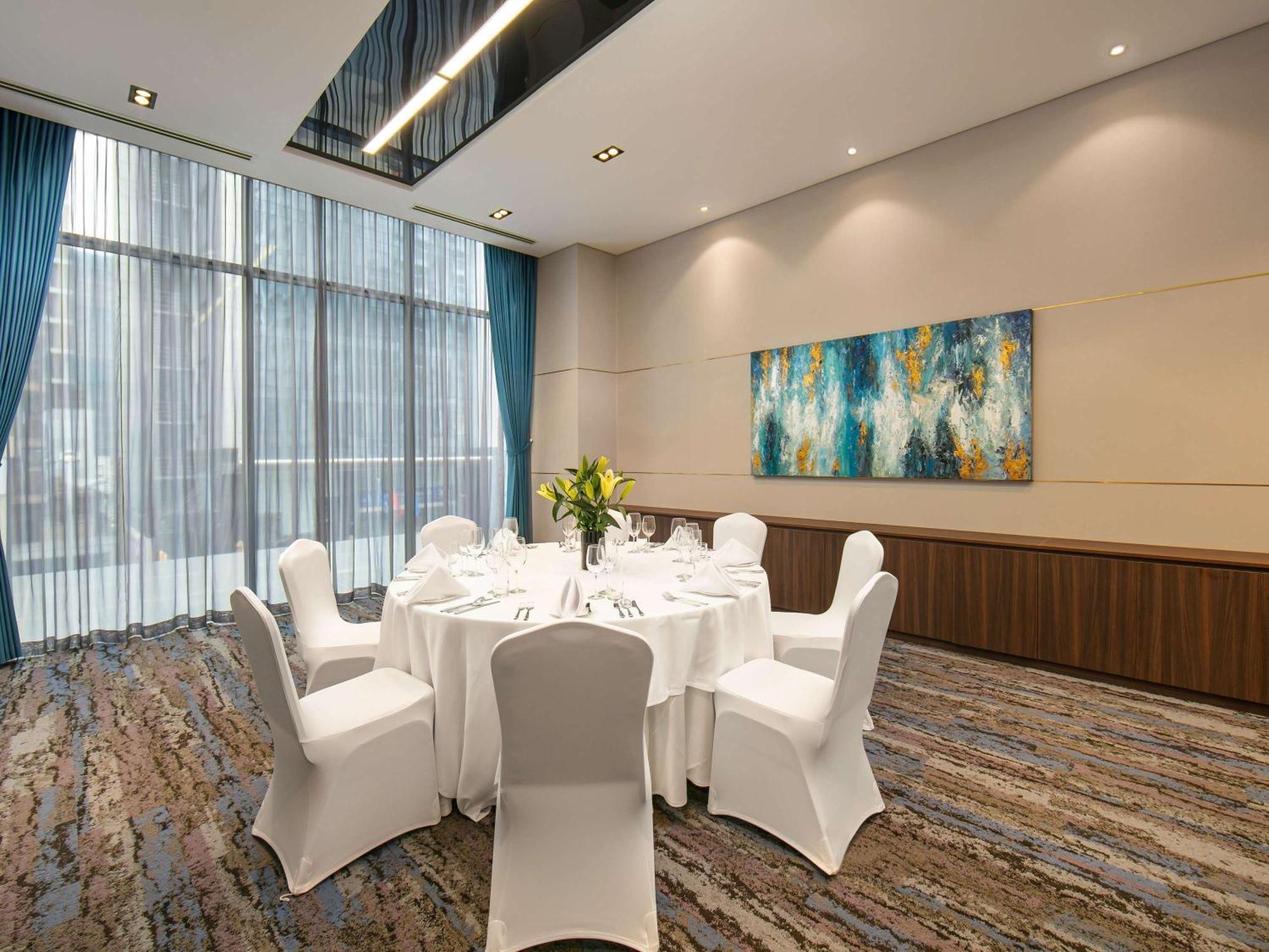 Moevenpick Living West Hanoi Bagian luar foto