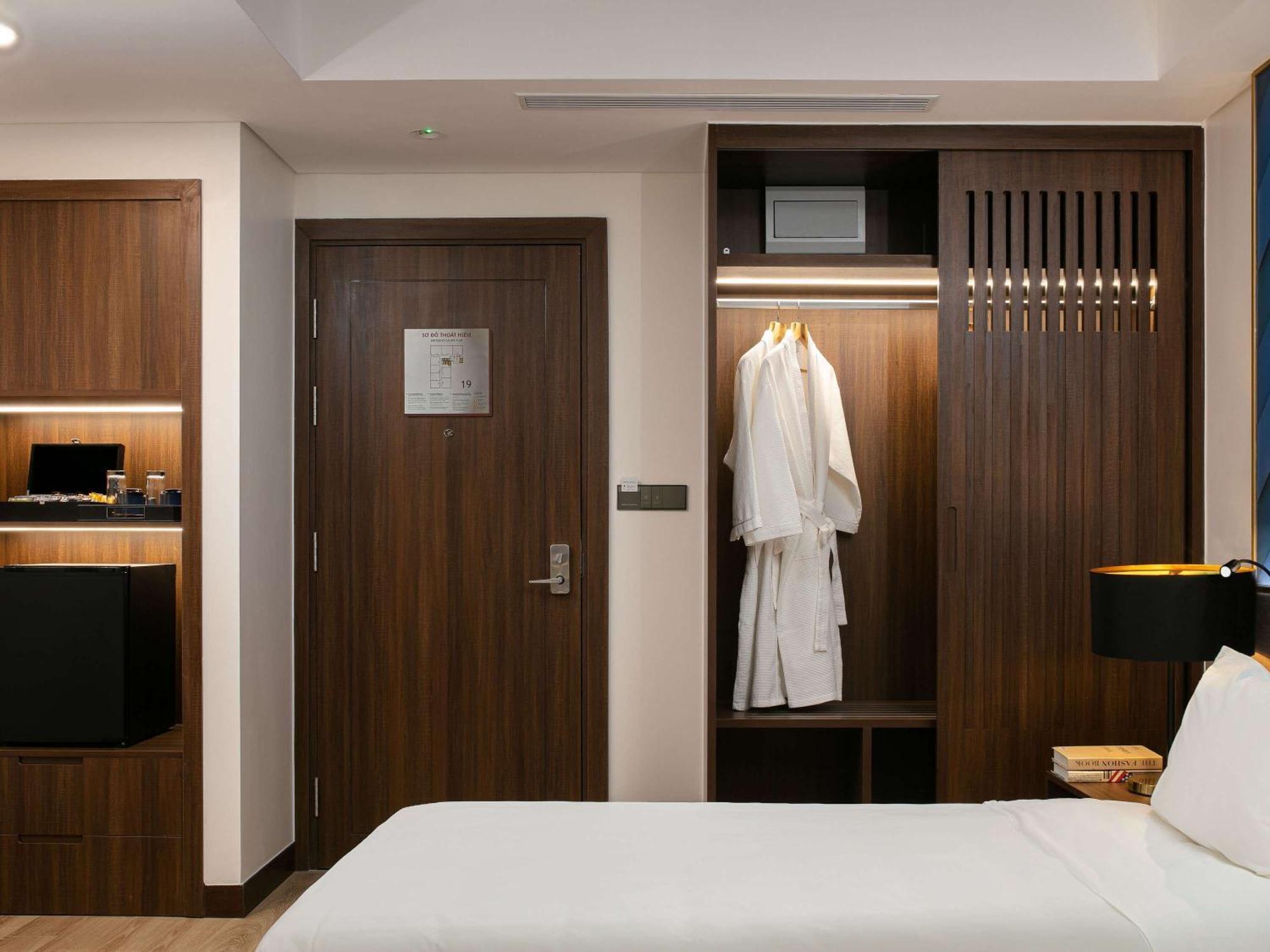 Moevenpick Living West Hanoi Bagian luar foto