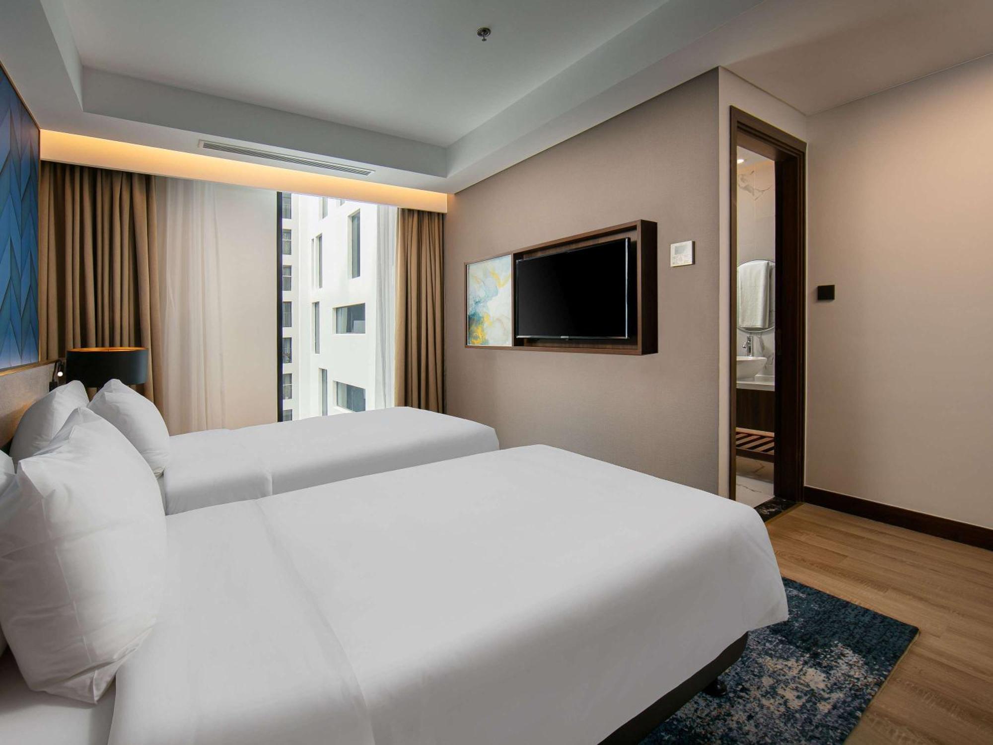 Moevenpick Living West Hanoi Bagian luar foto