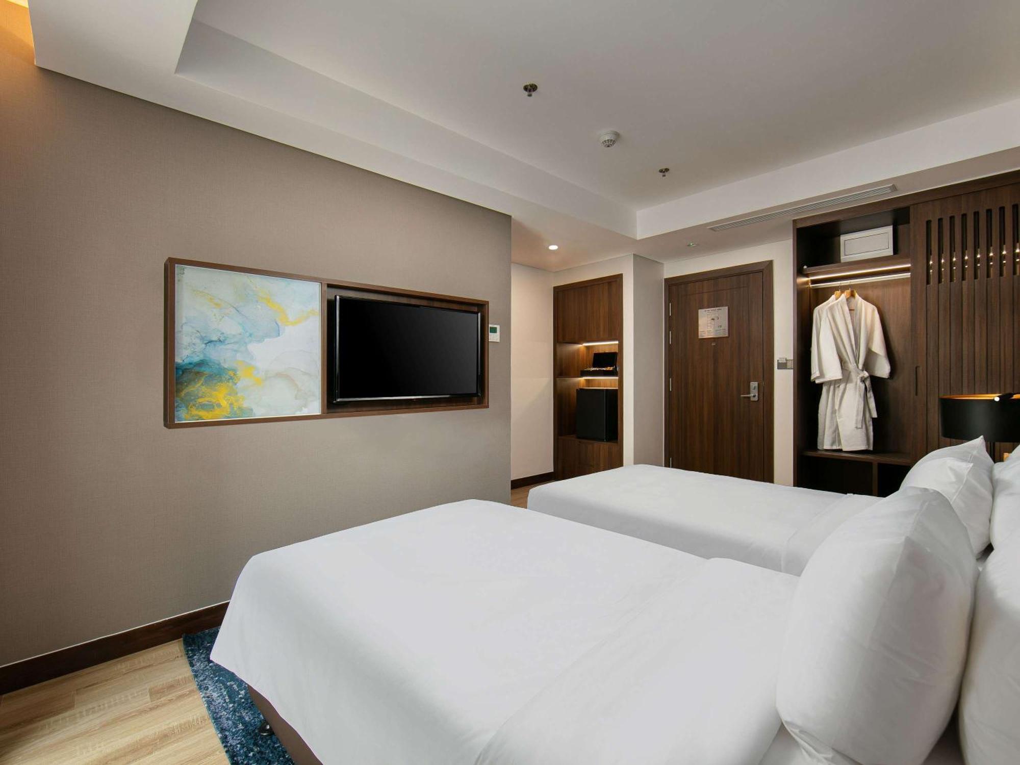 Moevenpick Living West Hanoi Bagian luar foto